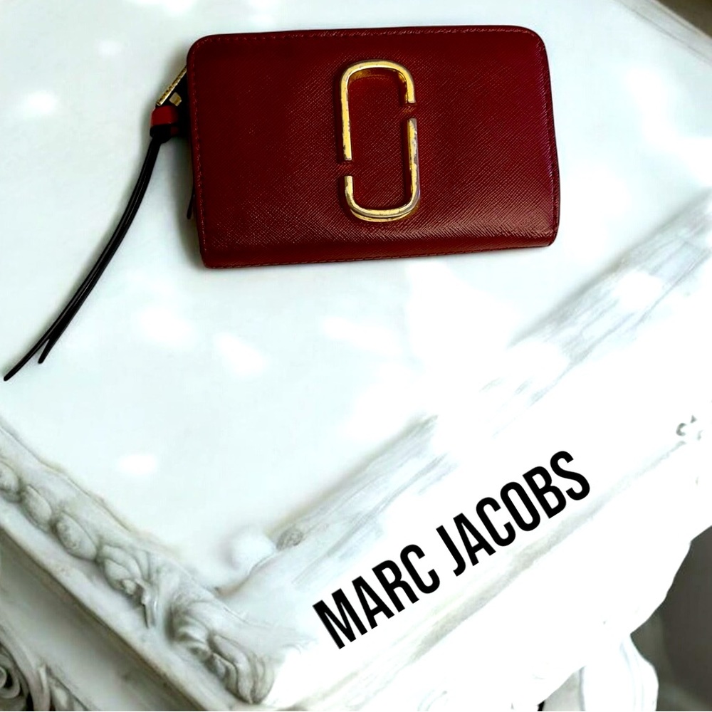 Marc Jacobs Tri Color Leather Snapshot Compact Wallet